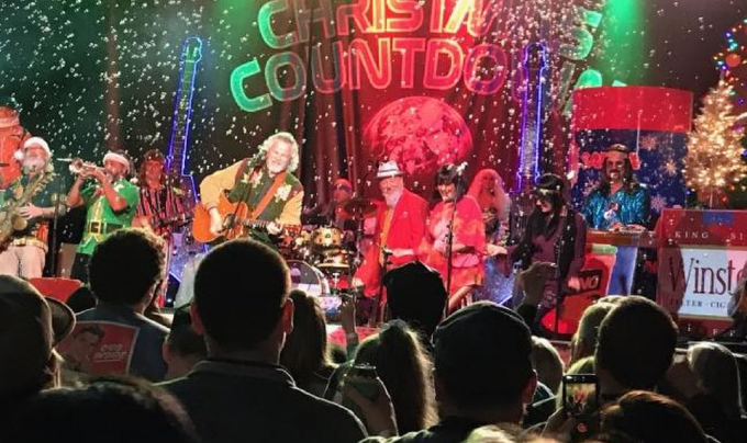 Robert Earl Keen's Christmas Show at Knight Theatre
